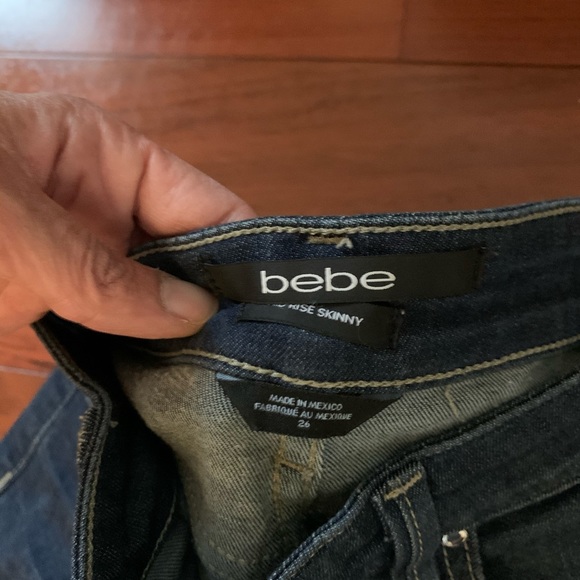 Bebe skinny jeans size 26 - Picture 2 of 2